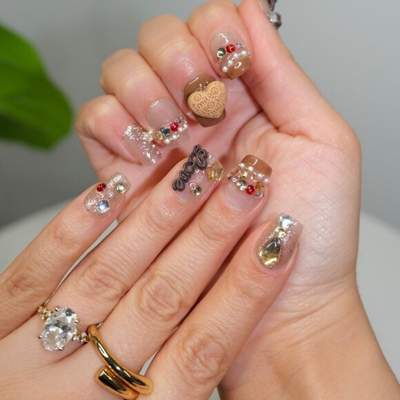 tipsy | Handmade Press-On Nails | Square Short | Beary Boujee | 3D Brown White - Picture 4 of 14